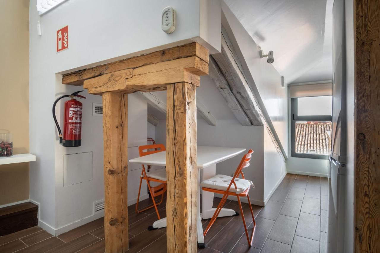 Minty Stay - Plaza Mayor 1 Bd Madrid Luaran gambar